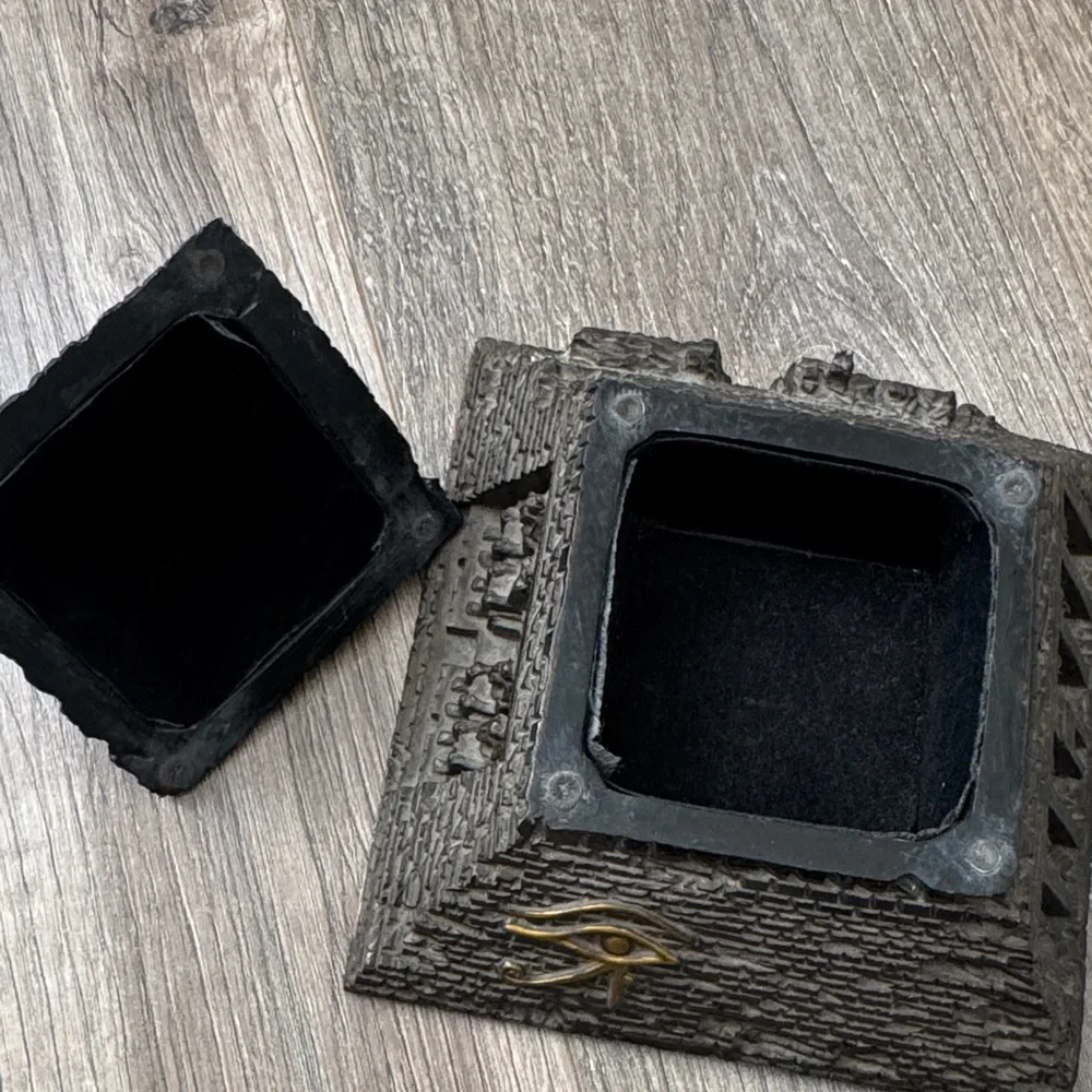 Egyptian Pyramid Decorative Jewelry Box Pyramid with Eye of Horus